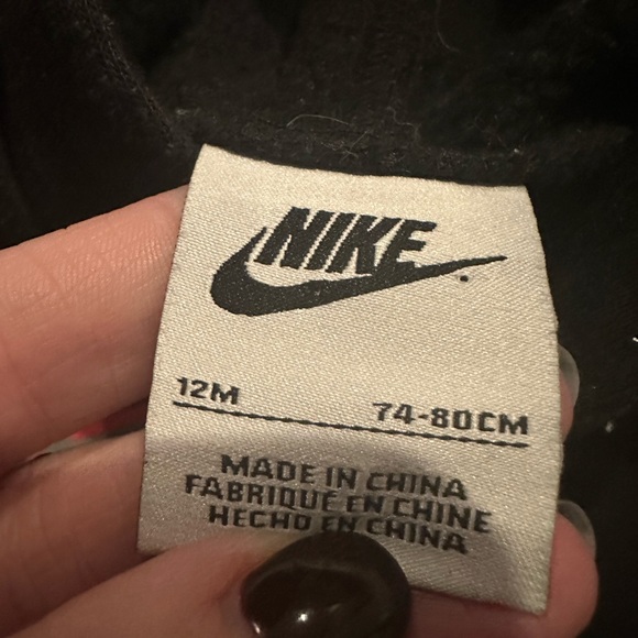 12 Month Nike Outfit - Picture 5 of 5